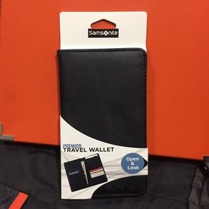NWT Samsonite Travel Wallet Passport Holder